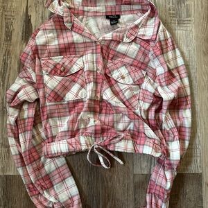 Small Rue21 Pink and White Cropped Flannel